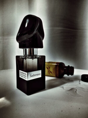 Nasomatto Sadonaso perfume bottle view 1