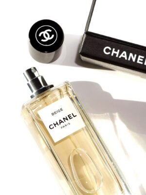 Chanel (Les Exclusifs) Beige perfume bottle view 1