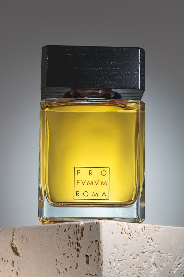 Profumum Roma Thundra