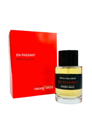 Frederic Malle En Passant perfume bottle view 1
